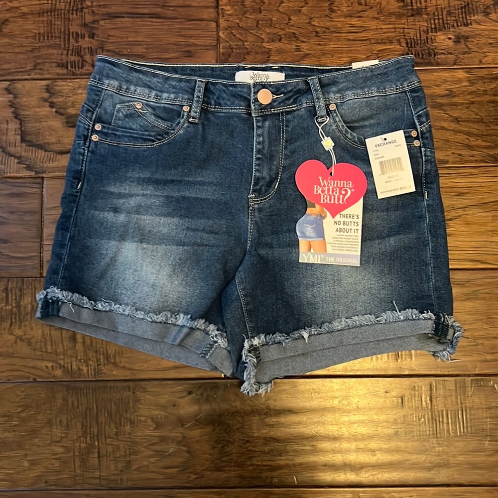 YMI Wanna Betta Butt Mid Rise Jean Shorts Size 9/29